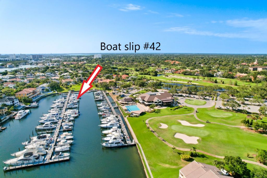 Featured Image of Boat slip in Pasadena Yacht and golf country club